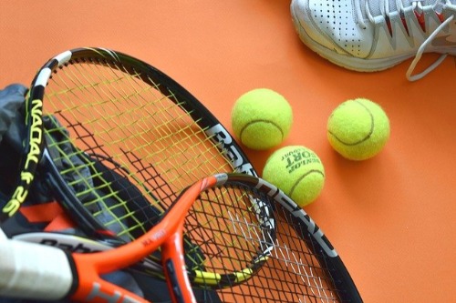 tennis ommen